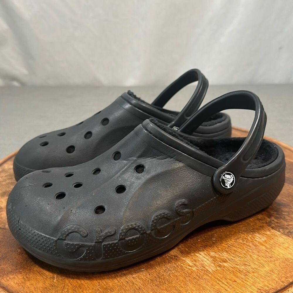 CROCS Shoes Wm 8 Mens 6 Baya Black Faux Fur Lined Clogs